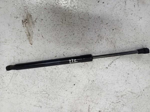 VERIN HAYON BMW F22/F23 2013-2020 - Vue 1